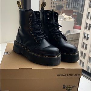 Doc Martens Jadon Platform Boot